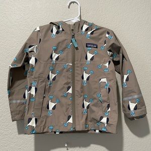 Patagonia Toddlers Rain Coat with Ducks Gray 2T